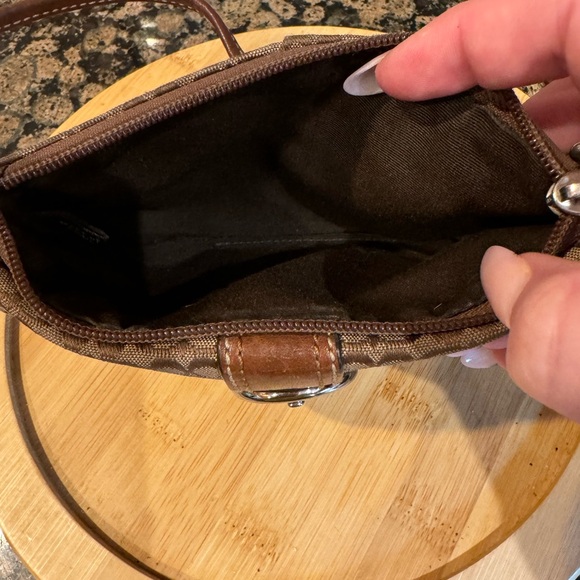 Coach VINTAGE classic C wristlet - Picture 11 of 11